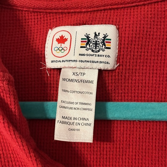 Official Team Canada Waffle Knit Henley Long Sleeve Olympic Shirt - Picture 4 of 6